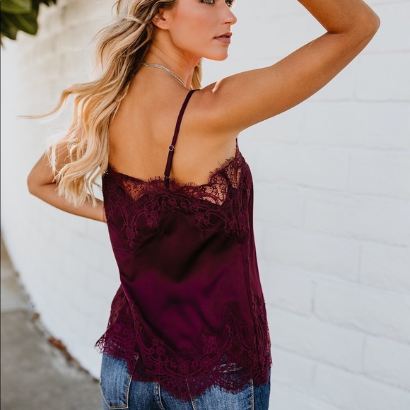 Last ONE- Flounce Lace Cami Tank - Picture 5 of 8